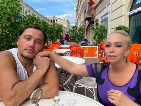 Александра Рашель: анализ фотографий и свидетельств времяпрепровождения